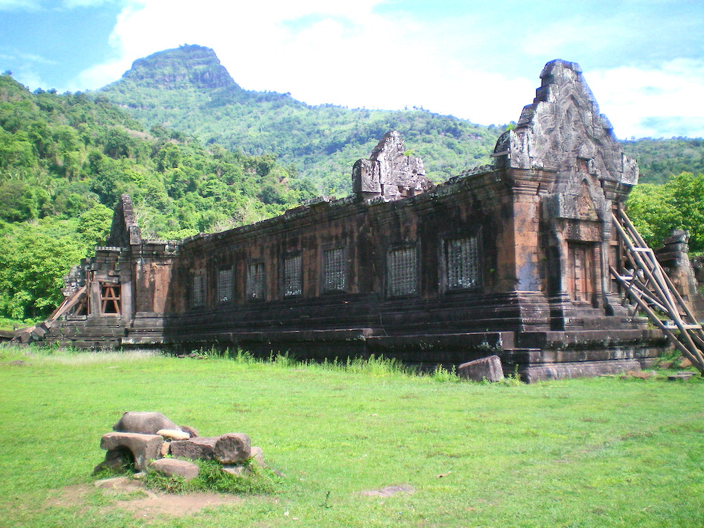 WatPhou9